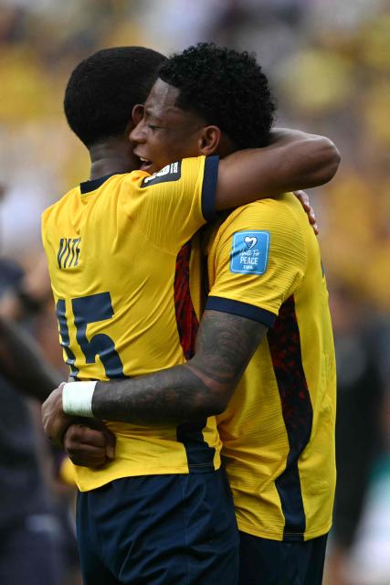 Ecuador's midfielder #15 Pedro Vite and teammate midfielder #19 Gonzalo Plata celebrate after winning the 2026 World Cup Group E football match between Ecuador and Germany at the New York/New Jersey Stadium in East Rutherford on June 25, 2026. (Photo by MAURO PIMENTEL / AFP)