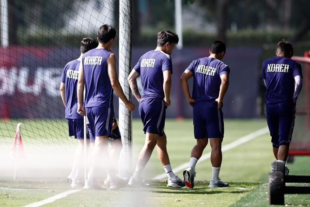 South Korea's players take part in a training session at Chivas Verde Valle in Guadalajara, Mexico on June 25, 2026, during the 2026 World Cup football tournament. (Photo by Ulises RUIZ / AFP)
