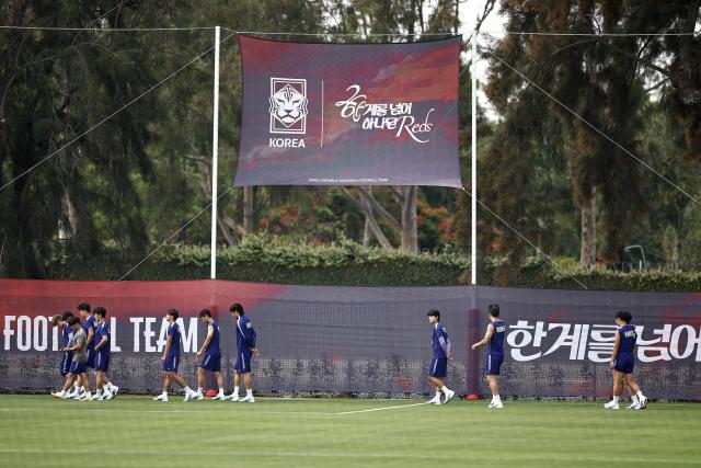 South Korea's players take part in a training session at Chivas Verde Valle in Guadalajara, Mexico on June 25, 2026, during the 2026 World Cup football tournament. (Photo by Ulises RUIZ / AFP)
