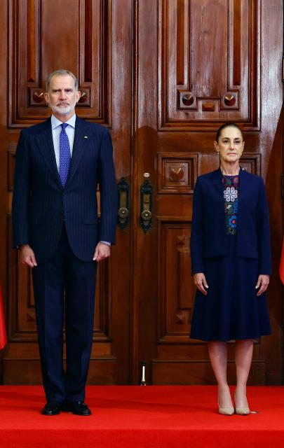 Mexicos' President Claudia Sheinbaum and King Felipe VI of Spain stand during a meeting at the Palacio Nacional in Mexico City on June 25, 2026. (Photo by Rodrigo Oropeza / AFP)