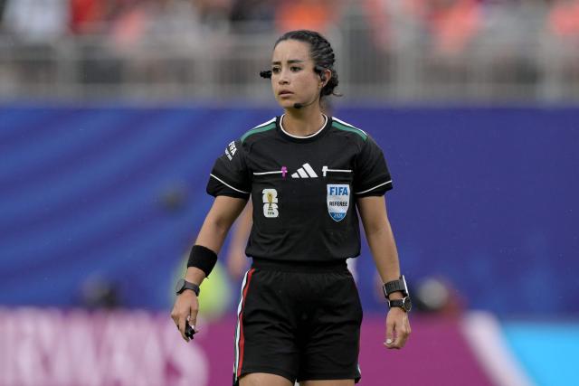 Mexican referee Katia Itzel Garcia gestures during the 2026 World Cup Group F football match between Tunisia and the Netherlands at the Kansas City Stadium in Kansas City on June 25, 2026.  (Photo by Juan MABROMATA / AFP)