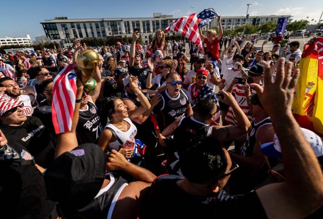 US fans cheer their team ahead of the during the 2026 World Cup Group D football match between Turkey and USA at the Los Angeles Stadium in Inglewood on June 25, 2026.  (Photo by Etienne LAURENT / AFP)