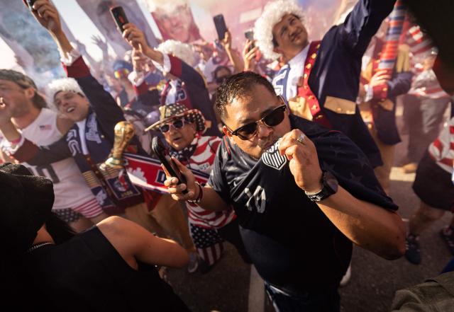 US fans cheer their team ahead of the during the 2026 World Cup Group D football match between Turkey and USA at the Los Angeles Stadium in Inglewood on June 25, 2026.  (Photo by Etienne LAURENT / AFP)