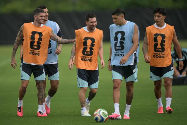 (From L) Argentina's midfielder #07 Rodrigo De Paul, Argentina's forward #10 Lionel Messi, Argentina's defender #26 Nahuel Molina and Argentina's defender #06 Lisandro Martinez take part in an MD-1 training session at the Compass Minerals National Performance Center in Kansas City on June 26, 2026, on the eve of the 2026 World Cup Group J football match between Jordan and Argentina. (Photo by JUAN MABROMATA / AFP)