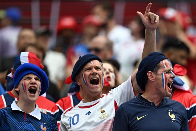 French fans cheer ahead of the 2026 World Cup Group I football match between Norway and France at the Boston Stadium in Foxborough on June 26, 2026.  (Photo by Jewel SAMAD / AFP)