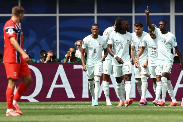 France's forward #07 Ousmane Dembele celebrates with teammates scoring his team's first goal during the 2026 World Cup Group I football match between Norway and France at the Boston Stadium in Foxborough on June 26, 2026.  (Photo by CHARLY TRIBALLEAU / AFP)