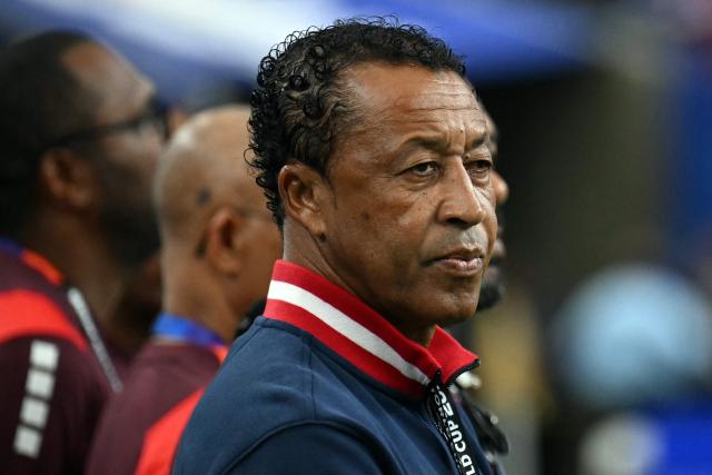 Cape Verde's head coach Bubista looks on ahead of the 2026 World Cup Group H football match between Cape Verde and Saudi Arabia at the Houston Stadium in Houston on June 26, 2026.  (Photo by RONALDO SCHEMIDT / AFP)