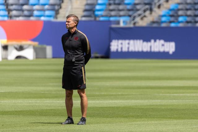 Canada's US head coach Jesse Marsch leads an MD-1 training session at Carson Sports Park in Carson on June 27, 2026, on the eve of the 2026 World Cup round of 32 football match between South Africa and Canada at the Los Angeles Stadium in Inglewood. (Photo by ETIENNE LAURENT / AFP)