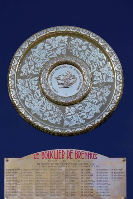 This photograph shows the "Bouclier de Brennus" trophy displayed prior to the French Top 14 rugby union final between Stade Toulousain (Toulouse) and Montpellier Hérault Rugby (MHR) at the Stade de France in Saint-Denis, on the outskirst of Paris, on June 27, 2026. (Photo by Kenzo TRIBOUILLARD / AFP)