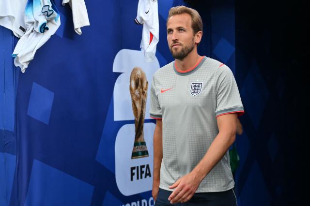 England's forward #09 Harry Kane enters the pitch for warm up prior to the 2026 World Cup Group L football match between Panama and England at the New York/New Jersey Stadium in East Rutherford on June 27, 2026.  (Photo by ANGELA WEISS / AFP)