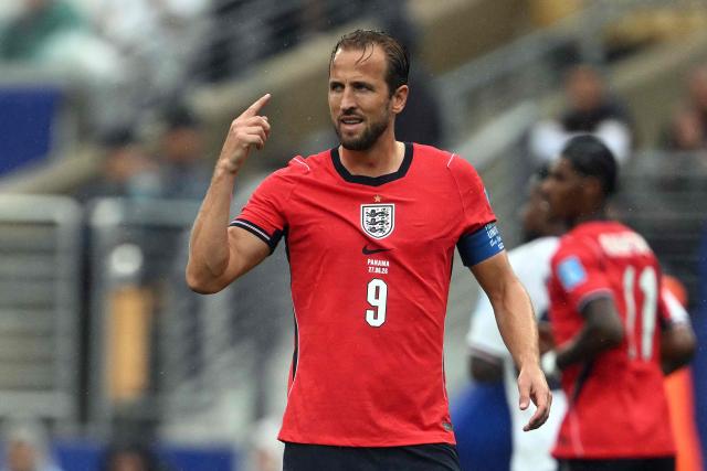 England's forward #09 Harry Kane reacts to a missed chance during the 2026 World Cup Group L football match between Panama and England at the New York/New Jersey Stadium in East Rutherford on June 27, 2026.  (Photo by MAURO PIMENTEL / AFP)