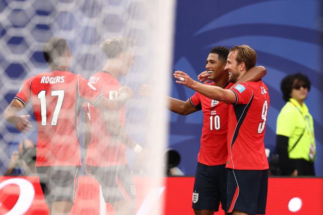 England's forward #09 Harry Kane celebrates scoring his team's second goal during the 2026 World Cup Group L football match between Panama and England at the New York/New Jersey Stadium in East Rutherford on June 27, 2026.  (Photo by CHARLY TRIBALLEAU / AFP)