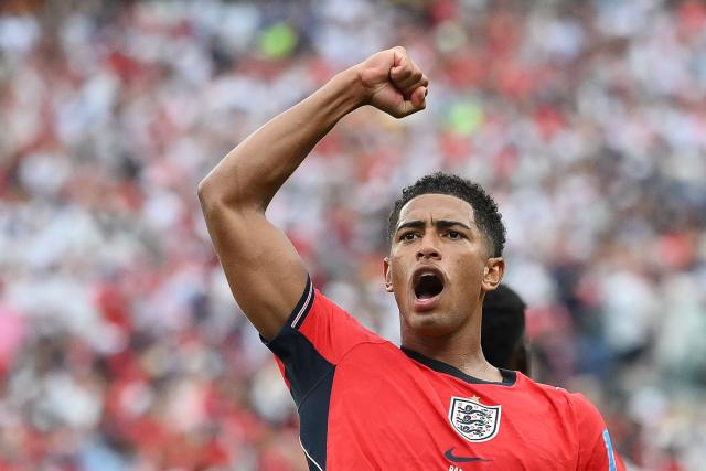 TOPSHOT - England's midfielder #10 Jude Bellingham celebrates scoring his team's first goal during the 2026 World Cup Group L football match between Panama and England at the New York/New Jersey Stadium in East Rutherford on June 27, 2026.  (Photo by ANGELA WEISS / AFP)