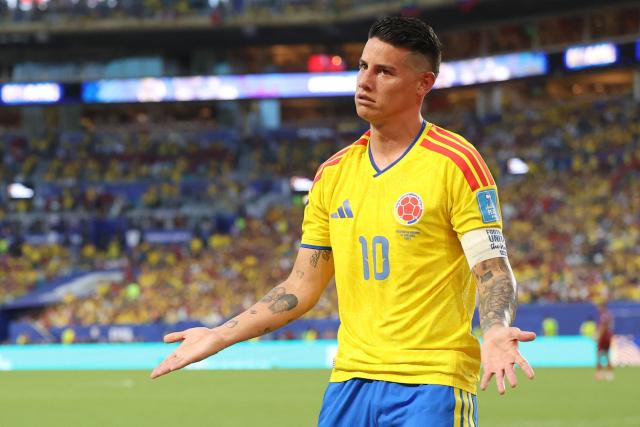 Colombia's midfielder #10 James Rodriguez reacts during the 2026 World Cup Group K football match between Colombia and Portugal at the Miami Stadium in Miami Gardens on June 27, 2026.  (Photo by PATRICIA DE MELO MOREIRA / AFP)