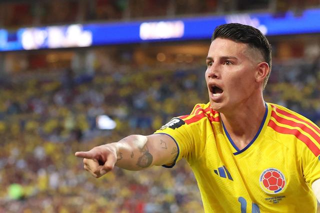 Colombia's midfielder #10 James Rodriguez reacts during the 2026 World Cup Group K football match between Colombia and Portugal at the Miami Stadium in Miami Gardens on June 27, 2026.  (Photo by PATRICIA DE MELO MOREIRA / AFP)