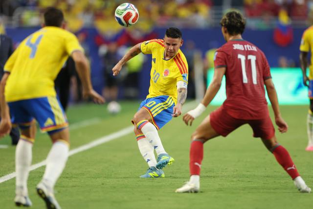 Colombia's midfielder #10 James Rodriguez looks at the ball during the 2026 World Cup Group K football match between Colombia and Portugal at the Miami Stadium in Miami Gardens on June 27, 2026.  (Photo by PATRICIA DE MELO MOREIRA / AFP)