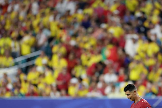 Portugal's forward #07 Cristiano Ronaldo gestures during the 2026 World Cup Group K football match between Colombia and Portugal at the Miami Stadium in Miami Gardens on June 27, 2026.  (Photo by PATRICIA DE MELO MOREIRA / AFP)
