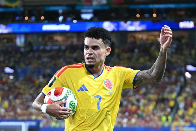 Colombia's forward #07 Luis Diaz holds the ball during the 2026 World Cup Group K football match between Colombia and Portugal at the Miami Stadium in Miami Gardens on June 27, 2026.  (Photo by CHANDAN KHANNA / AFP)