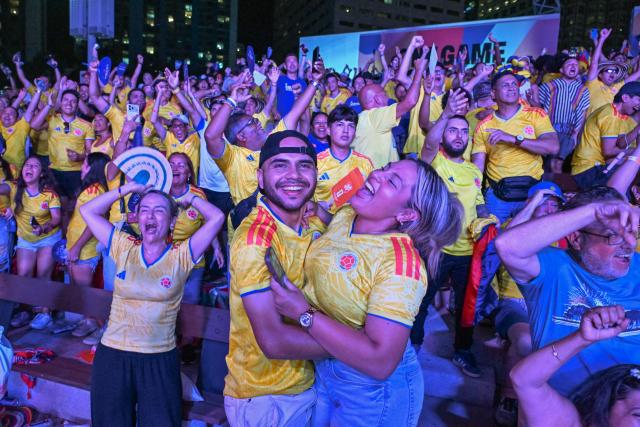 Colombia fans react while watching the 2026 FIFA World Cup Group K match between Colombia and Portugal during a fan gathering at the FIFA Fan Festival in Miami, Florida, on June 27, 2026. (Photo by GIORGIO VIERA / AFP)