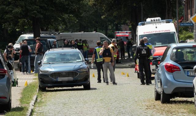 Police and rescuers work at the scene where several people were killed in a shooting in Stade, northern Germany, a city some 50 kilometres west of Hamburg, on June 29, 2026. One person had been arrested, said a police spokesman who did not provide an exact death toll or further details. Local public broadcaster NDR and tabloid Bild gave a death toll of five. (Photo by Fabian HÖFIG / NEWS5 / AFP)