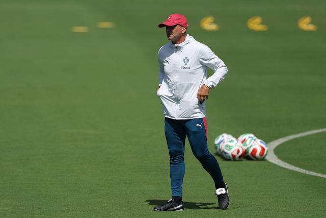 Portugal's Spanish head coach Roberto Martinez leads a  training session at Gardens North County District Park in Palm Beach Gardens on June 29, 2026, during the 2026 World Cup football tournament. (Photo by PATRICIA DE MELO MOREIRA / AFP)