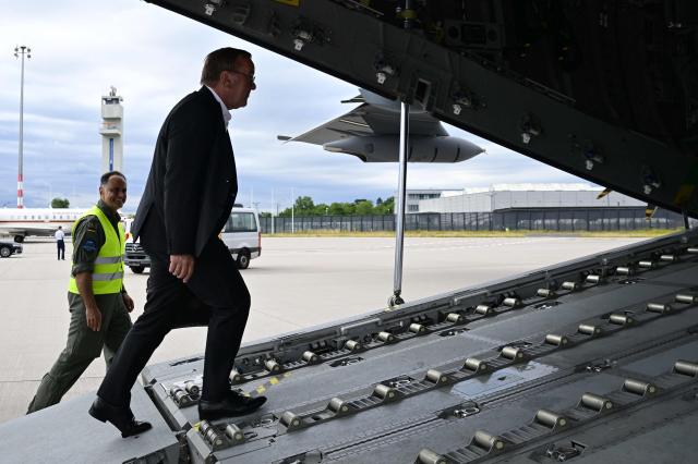 German Defence Minister Boris Pistorius boards an A400M Airbus plane to travel to Estonia, from Berlin Schoenefeld military airport on June 29, 2026. (Photo by John MACDOUGALL / AFP)