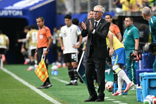 Brazil's Italian head coach Carlo Ancelotti reacts  during the 2026 World Cup round of 32 football match between Brazil and Japan at the Houston Stadium in Houston on June 29, 2026.  (Photo by Paul ELLIS / AFP)