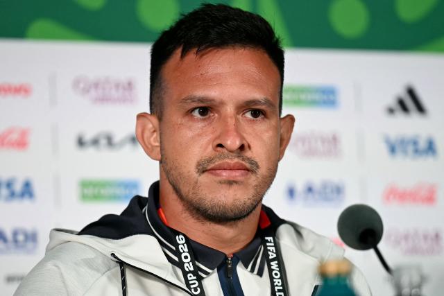 Ecuador's goalkeeper #22 Gonzalo Valle gives an MD-1 press conference at the Mexico City Stadium in Mexico City on June 29, 2026, on the eve of the 2026 World Cup round of 32 football match between Mexico and Ecuador. (Photo by YURI CORTEZ / AFP)
