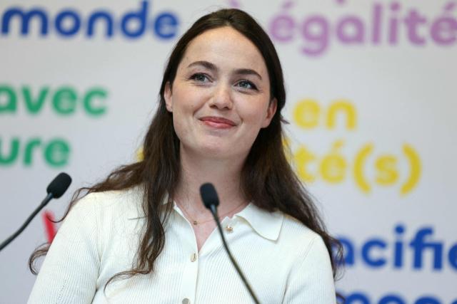 French left-wing Socialist party (PS) Programme Coordinator and MEP Chloé Ridel holds a press conference to present the political project adopted by the party in Paris, on June 30, 2026. (Photo by Thomas SAMSON / AFP)