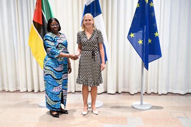Finnish Foreign Minister Elina Valtonen (R) welcomes her Mozambican counterpart Maria Manuela Lucas as they meet in Helsinki, Finland, on June 30, 2026. (Photo by Heikki Saukkomaa / Lehtikuva / AFP) / Finland OUT
