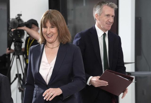 Britain's Chancellor of the Exchequer Rachel Reeves and Britain's Defence Secretary Dan Jarvis arrive for a speech in Berkshire west of London, on June 30, 2026, following the publication of long-delayed Defence Investment Plan (DIP). Outgoing Prime Minister Keir Starmer announced on June 30, his long-delayed plan for funding Britain's future defence needs, with increased money for drones and autonomous systems. (Photo by Stefan Rousseau / POOL / AFP)