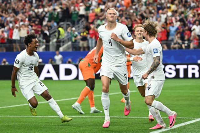 Norway's forward #09 Erling Braut Haaland (C) celebrates after scoring his team's second goal  during the 2026 World Cup round of 32 football match between Ivory Coast and Norway at the Dallas Stadium in Arlington on June 30, 2026.  (Photo by Paul ELLIS / AFP)