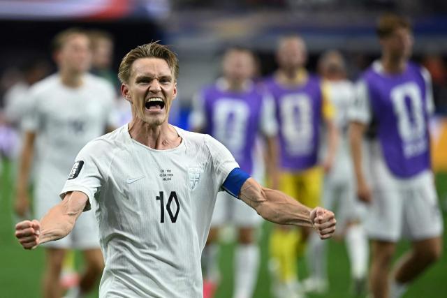 Norway's midfielder #10 Martin Odegaard celebrates after winning the 2026 World Cup round of 32 football match between Ivory Coast and Norway at the Dallas Stadium in Arlington on June 30, 2026.  (Photo by Paul ELLIS / AFP)