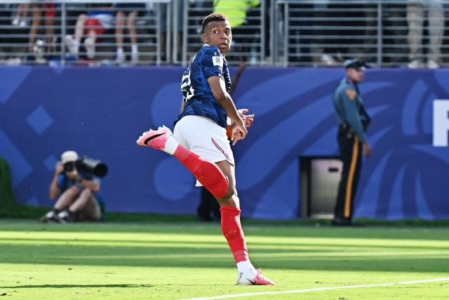 France's forward #10 Kylian Mbappe reacts after a goal disallowed for offside during the 2026 World Cup round of 32 football match between France and Sweden at the New York/New Jersey Stadium in East Rutherford on June 30, 2026.  (Photo by Jewel SAMAD / AFP)