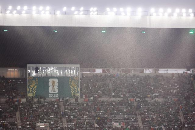 A view of rain at the Mexico City Stadium ahead of the 2026 World Cup round of 32 football match between Mexico and Ecuador in Mexico City on June 30, 2026.  (Photo by Rodrigo Oropeza / AFP)