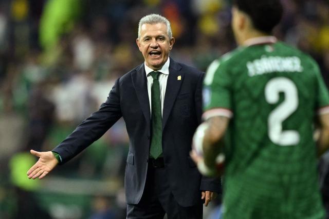 Mexico's head coach Javier Aguirre gestures during the 2026 World Cup round of 32 football match between Mexico and Ecuador at the Mexico City Stadium in Mexico City on June 30, 2026.  (Photo by CARL DE SOUZA / AFP)