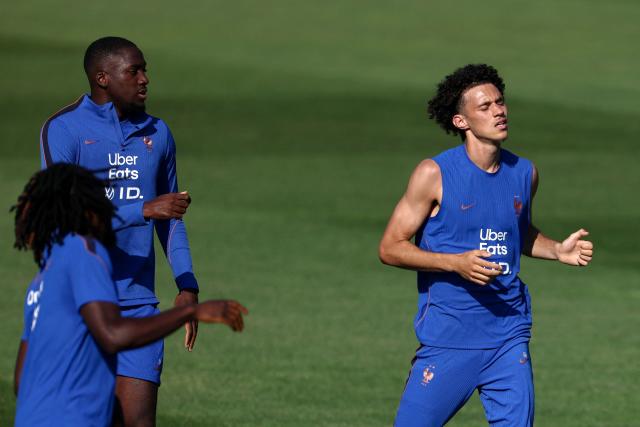 France's forward #25 Maghnes Akliouche (R) and defender #15 Ibrahima Konate (L) take part in a training session at Bentley University in Waltham, near Boston, on July 1, 2026, during the 2026 World Cup football tournament. (Photo by FRANCK FIFE / AFP)