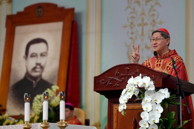 Cardinal Luis Antonio Tagle, special envoy of Pope Leo XIV, speaks at the beatification mass for the late Vietnamese Catholic priest Francis Xavier Truong Buu Diep at the Tac Say Pilgrimage Center in Ca Mau province in southern Vietnam. The first beatification ceremony was held in Vietnam in the nearly 500-year history of the Catholic Church in the country. (Photo by AFP)