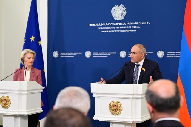 Armenian Prime Minister Nikol Pashinyan and European Commission President Ursula von der Leyen hold a joint press conference following their talks in Yerevan on July 2, 2026. (Photo by Karen MINASYAN / AFP)