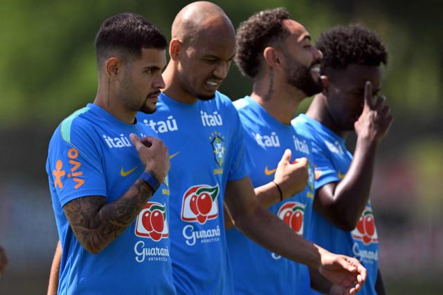 (From L) Brazil's defender #06 Alex Sandro, Brazil's midfielder #08 Bruno Guimaraes, Brazil's midfielder #17 Fabinho take part in a training session at the Columbia Park Training Facility in Morristown, New Jersey on July 2, 2026, during the 2026 World Cup football tournament. (Photo by MAURO PIMENTEL / AFP)