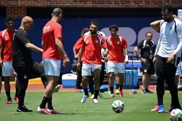 Egypt's forward #10 Mohamed Salah (C) and his teammates take part in a training session in Dallas, on July 2, 2026, ahead of their match against Australia, during the 2026 World Cup football tournament. (Photo by Paul ELLIS / AFP)