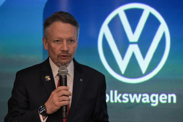 Volkswagen Chief Executive Officer Ciro Possobom speaks during a visit by German Foreign Minister Johann Wadephul to the Volkswagen plant in Sao Bernardo do Campo, Sao Paulo state, Brazil, on July 2, 2026. (Photo by Nelson ALMEIDA / AFP)