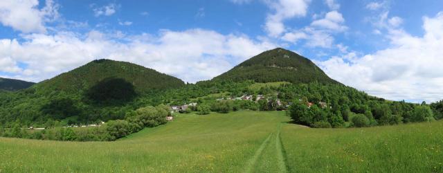 A general view shows the UNESCO-listed Slovak village of Vlkolinec, near the Central Slovakian town of Ruzomberok on June 6, 2026. The village Vlkolinec was recognized by UNESCO in 1993 and with 45 original houses is one of the three preserved groups of wooden houses in Central Europe on the World Heritage list, along with two other sites located in Hungary and the Czech Republic. (Photo by Joe KLAMAR / AFP)