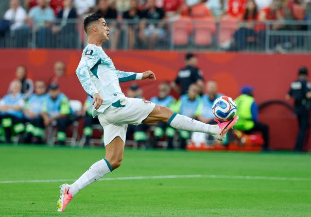 Portugal's forward #07 Cristiano Ronaldo controls the ball during the 2026 World Cup round of 32 football match between Portugal and Croatia at the Toronto Stadium in Toronto on July 2, 2026.  (Photo by Kamil Krzaczynski / AFP)
