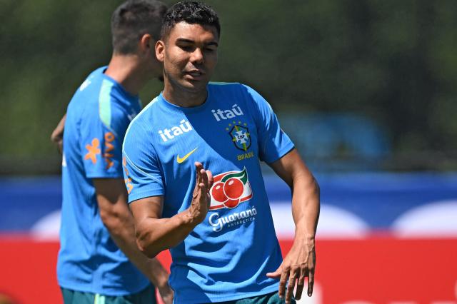 Brazil's midfielder #05 Casemiro gestures during a training session at the Columbia Park Training Facility in Morristown, New Jersey on July 3, 2026, ahead of the 2026 World Cup tournament round of 16 football match between Brazil and Norway.  (Photo by MAURO PIMENTEL / AFP)