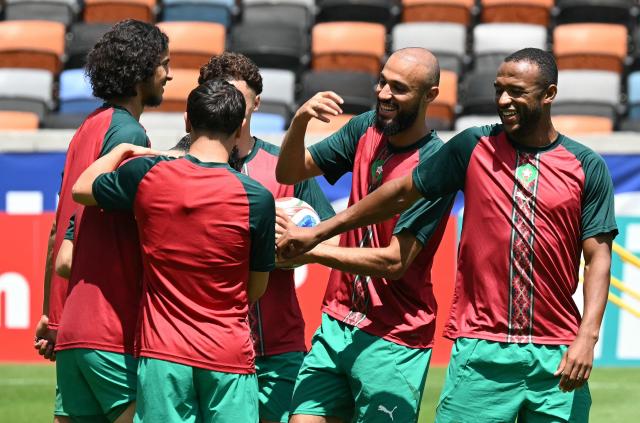 Noussair Morocco's defender #03 Noussair Mazraoui (C) and Morocco's forward #20 Ayoub El Kaabi (R) take part in an MD-1 training session at the Houston Sports Park in Houston on July 3, 2026, on the eve of the 2026 World Cup round of 16 football match between Canada and Morocco. (Photo by RONALDO SCHEMIDT / AFP)