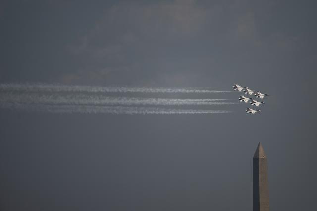 A US Air Force Thunderbirds demonstration squadron flies over the National Mall near the Washington Monument in Washington, DC, on July 3, 2026, ahead of the upcoming July 4 holiday. (Photo by Kent Nishimura / AFP)