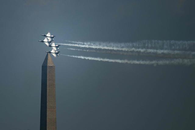 A US Air Force Thunderbirds demonstration squadron flies over the National Mall near the Washington Monument in Washington, DC, on July 3, 2026, ahead of the upcoming July 4 holiday. (Photo by Kent Nishimura / AFP)