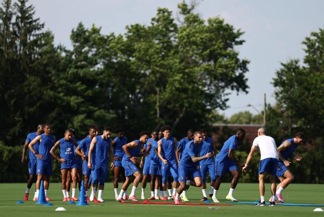 France players attend a training session at Philadelphia Eagles training centre on the eve of the 2026 World Cup football tournament round of 16 match against Paraguay, in Philadelphia on July 3, 2026. (Photo by FRANCK FIFE / AFP)