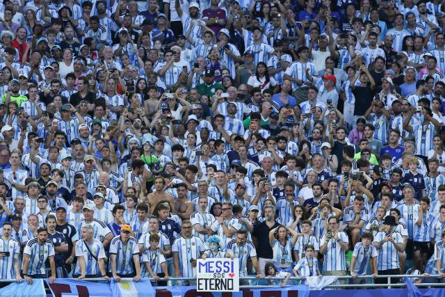 Argentine fans watch the 2026 World Cup round of 32 football match between Argentina and Cape Verde at the Miami Stadium in Miami Gardens on July 3, 2026.  (Photo by PATRICIA DE MELO MOREIRA / AFP)